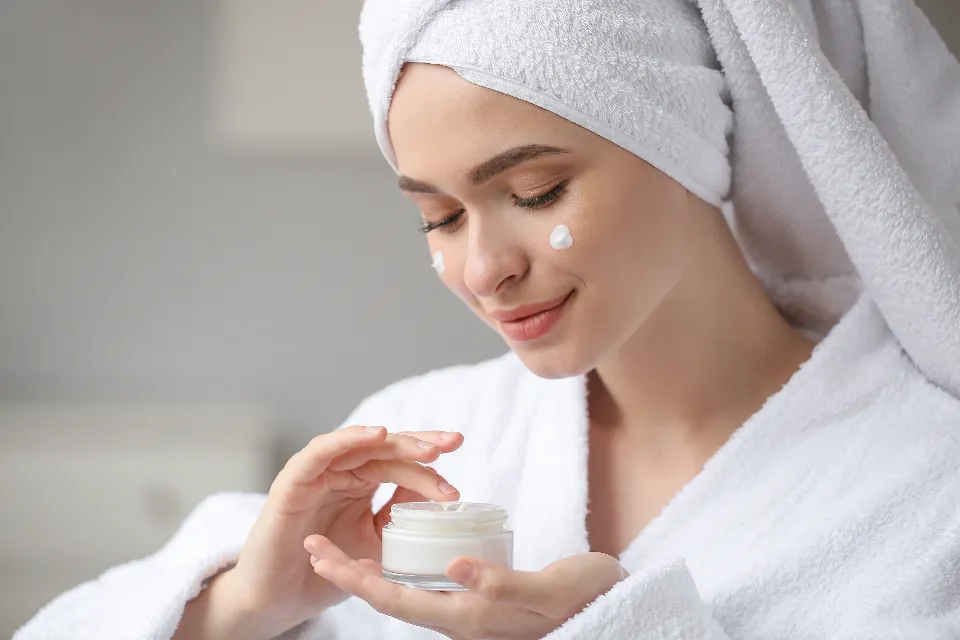 Facial skincare treatment